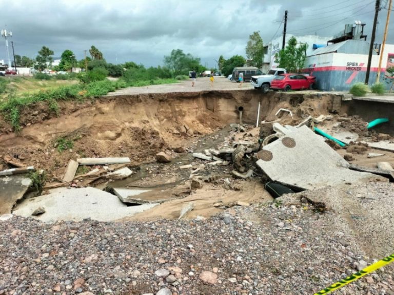 Calle tras paso de huracán Norma