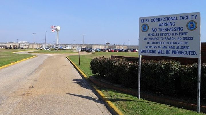 Recluso muere al ser "atado, golpeado y agredido sexualmente" por una pandilla carcelaria; ya iba a ser liberado