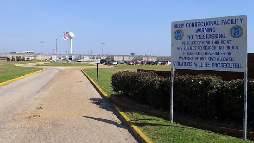 Recluso muere al ser "atado, golpeado y agredido sexualmente" por una pandilla carcelaria; ya iba a ser liberado