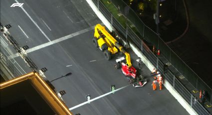 VIDEO: El accidente de Carlos Sainz en la práctica del GP de Las Vegas que destrozó su auto