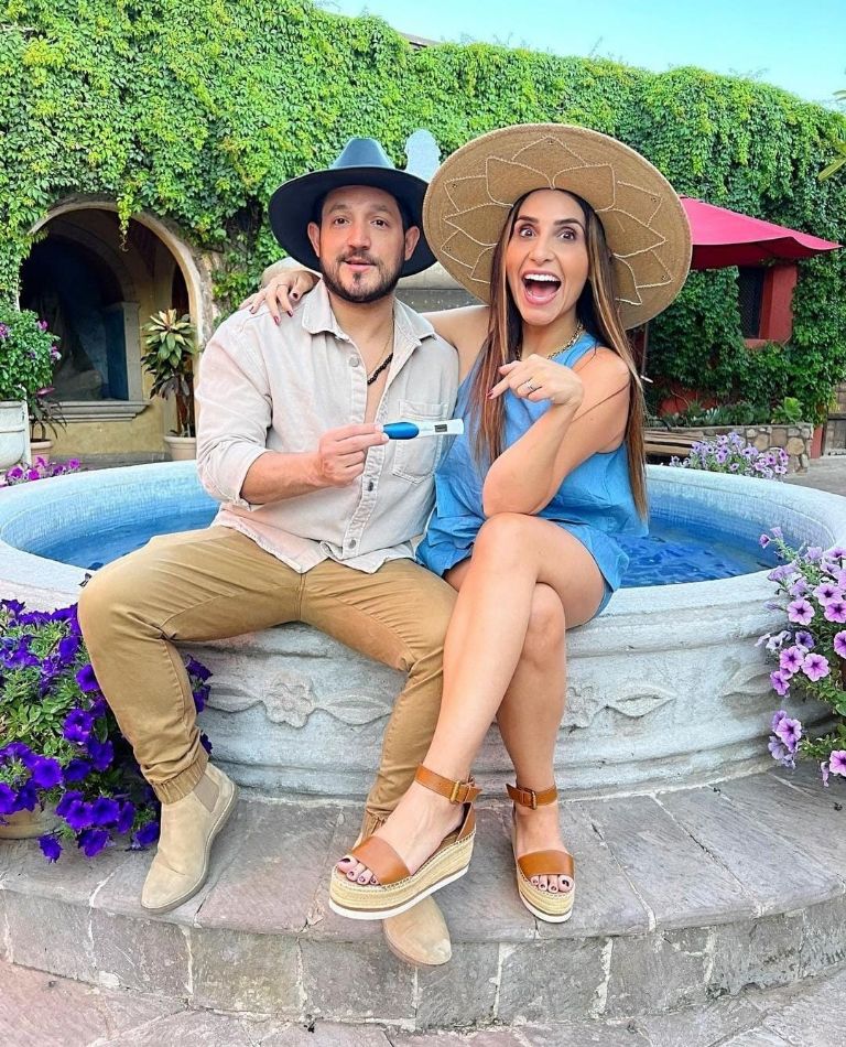 Gualy Cárdenas y Jimena Longoria