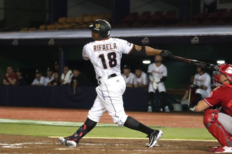Tomateros de Culiacán refuerzan su ofensiva previo al inicio de la serie contra Yaquis Ademar Rifaela