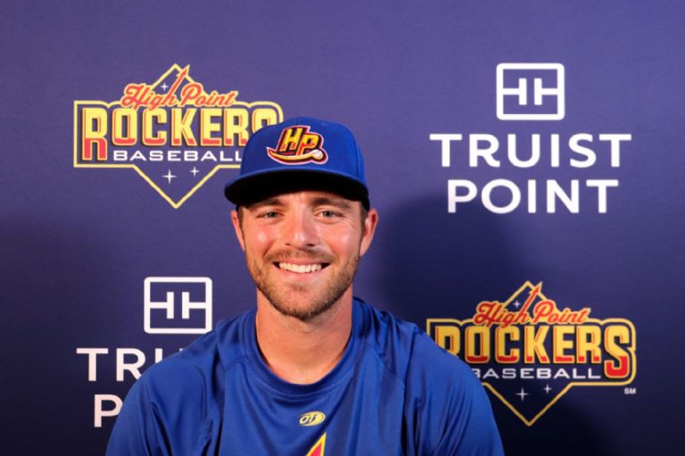 Ben Aklinski se formó en ligas menores