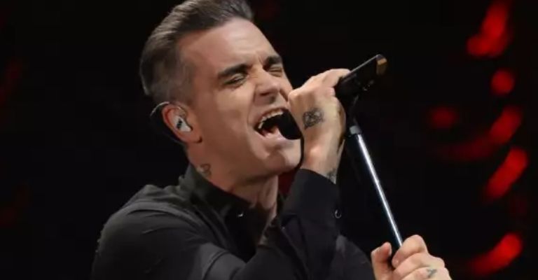 Fan de Robbie Williams fallece tras caída en concierto