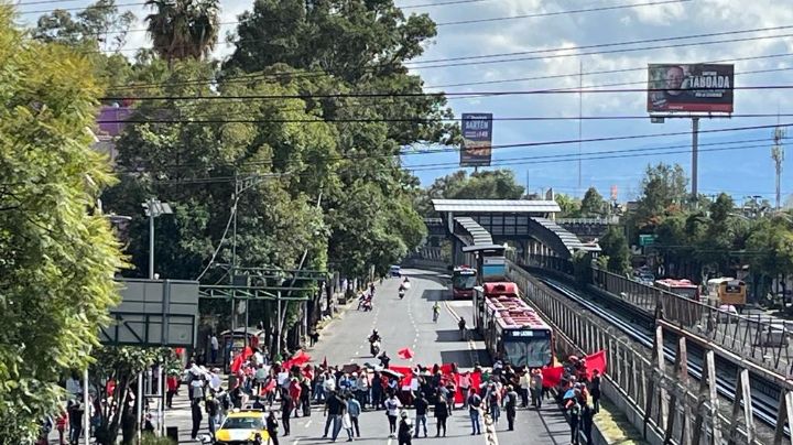 Bloqueos del Colegio de Bachilleres desquician la CDMX y el Estado de México