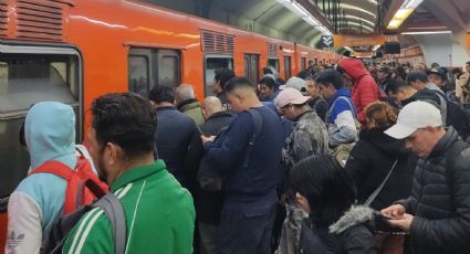 Colapsa la Línea 2 del Metro de la CDMX, usuarios reportan retrasos de hasta 20 minutos