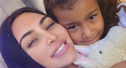 North West impacta con su reseña honesta sobre el maquillaje de su madre Kim Kardashian