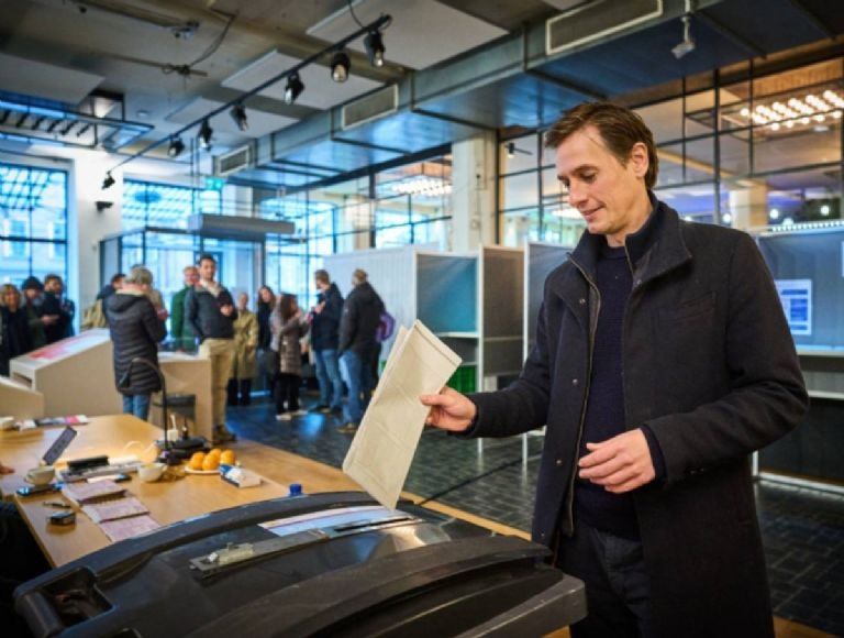 Ultraderecha gana en Países Bajos