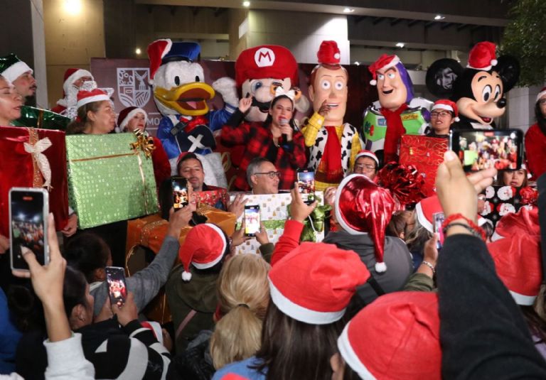 Anuncian cartelera navideña en la Cuauhtémoc 