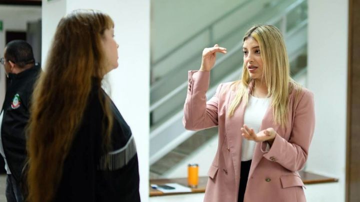 Presenta colectivo guaymense 'Indemnización Violeta' en el Congreso del Estado de Sonora