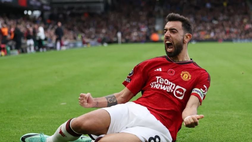 Raúl Jiménez entra de cambio y el Fulham pierde de último minuto con el Manchester United