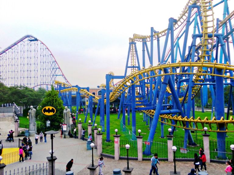 Six Flags México, detención