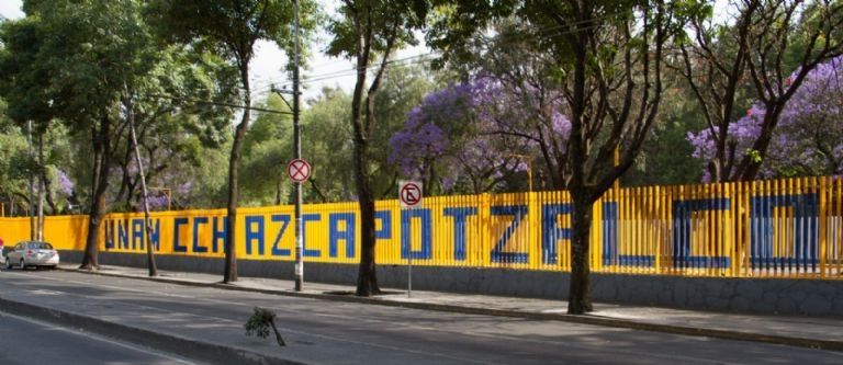 Encapuchados toman control de Prepa 8; piden espacios seguros y destitución de directivos