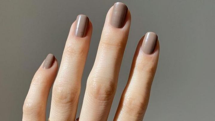 Manicura taupé: Inspírate en este color de esmalte para tu próxima manicura elegante