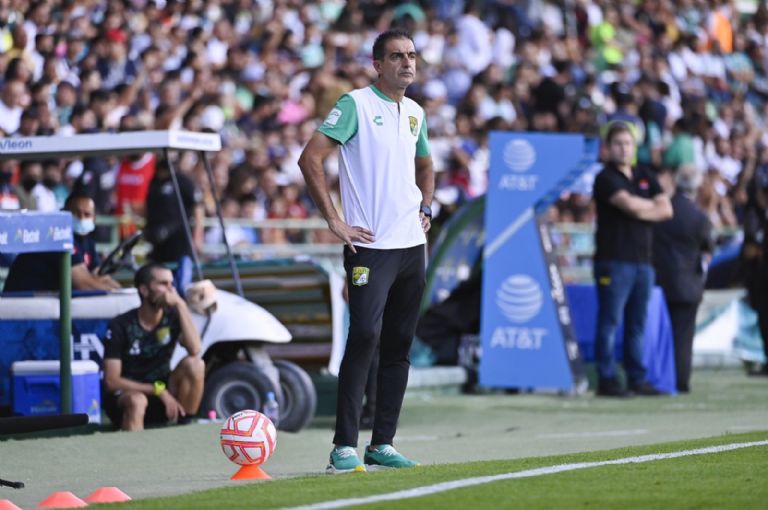 ¿Quién es Renato Paiva, el nuevo entrenador de Toluca formado en Benfica?