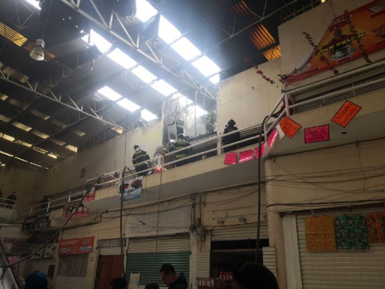 Reportan incendio en el Centro Histórico