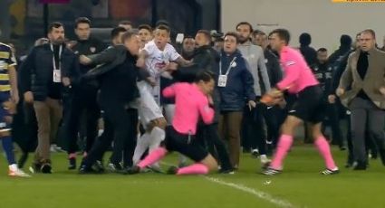 VIDEO: Presidente de club de Turquía golpea a un árbitro y provoca crisis en la liga