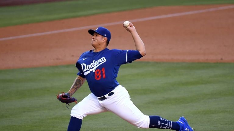 Mexicano Víctor González sale de Dodgers y se une a los New York Yankees