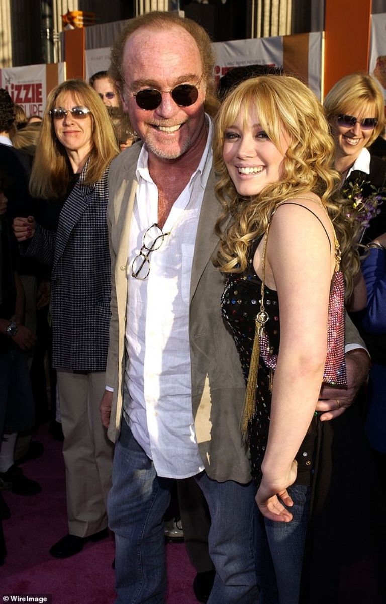Stan Rogow y Hilary Duff