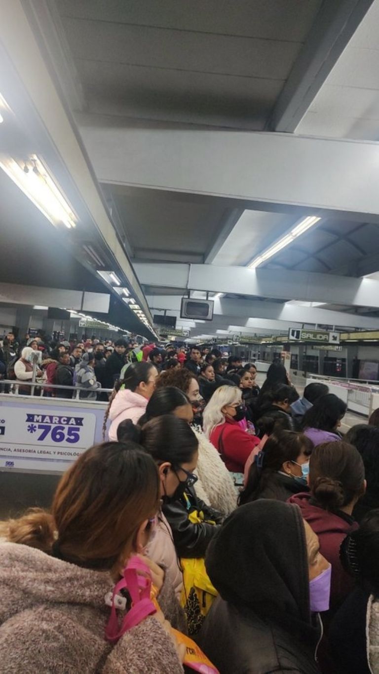 Caos en el Metro de la CDMX