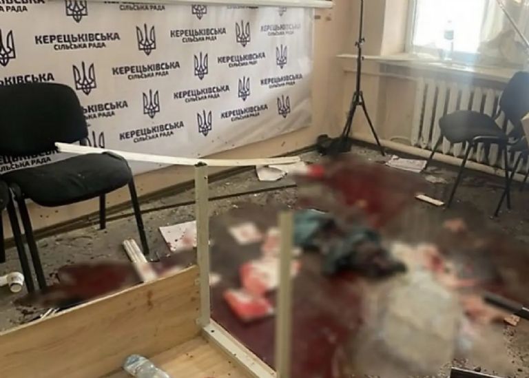 Detonan 3 granadas en Consejo de Keretsky