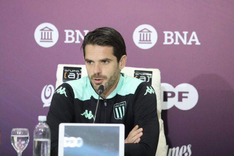 ¿Quién es Fernando Gago, el exfutbolista que podría ser DT de Chivas el próximo torneo?