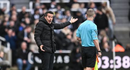 DT del Fulham defiende a Raúl Jiménez y 'explota' contra el árbitro por su expulsión