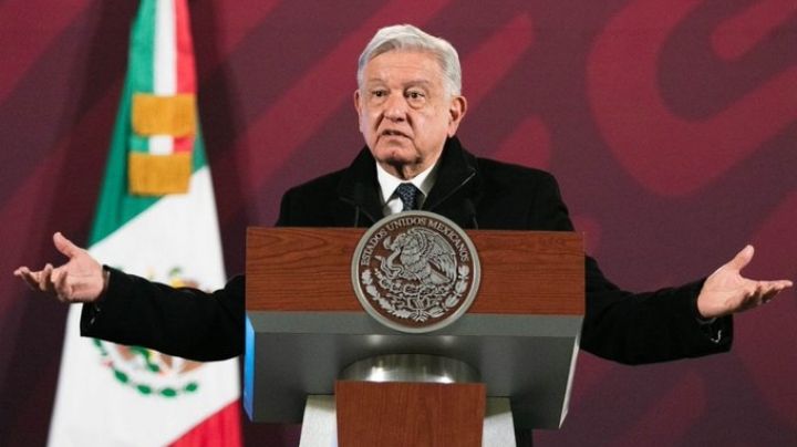 AMLO califica como "crimen atroz" masacre en posada de Guanajuato: "Llegaron a asesinarlos"