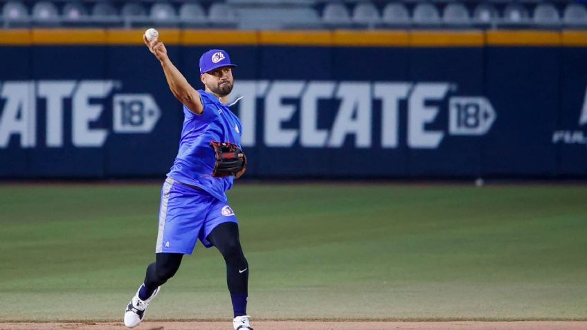 El capitán de los Charros de Jalisco, Jack Mayfield es galardonado por la LMP