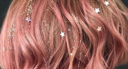 Brilla como estrella en Navidad: Ideas para peinados lindos con glitter