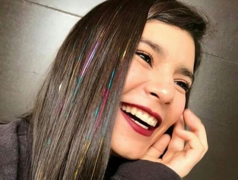 Cabello con hilos y glitter