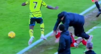 VIDEO: Jürgen Klopp 'lesiona' a uno de sus jugadores en empate del Liverpool ante Arsenal