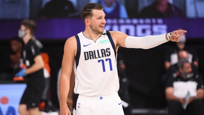Luka Doncic se luce con regalo de Navidad para todos sus compañeros en los Mavericks