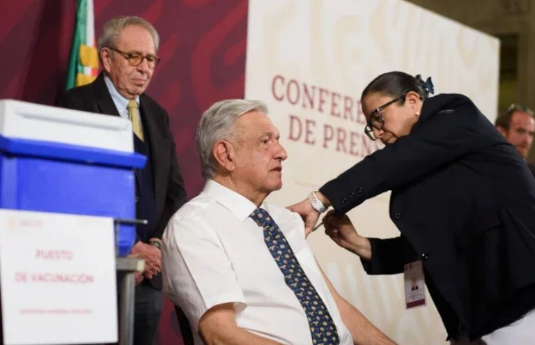 AMLO recibió la vacuna Abdala como refuerzo. Foto: Internet
