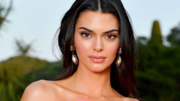 Kendall Jenner revela su figura en este hermoso vestido para la Fiesta de Nochebuena