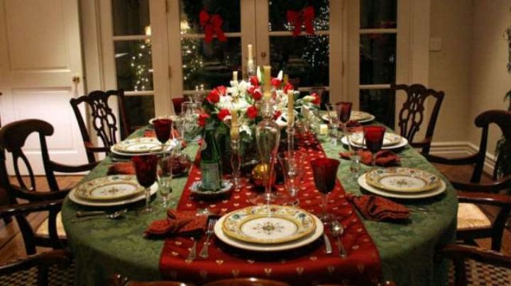 ¿Necesitas una idea decorativa para tu mesa de Año Nuevo? Aquí tienes ideas