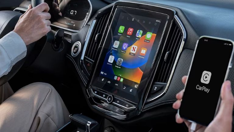 El Captiva cuenta con pantalla táctil de 10.4 pulgadas