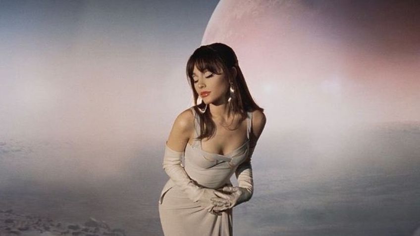 Scooter Braun felicita a Ariana Grande por su éxito al romper nuevo récord