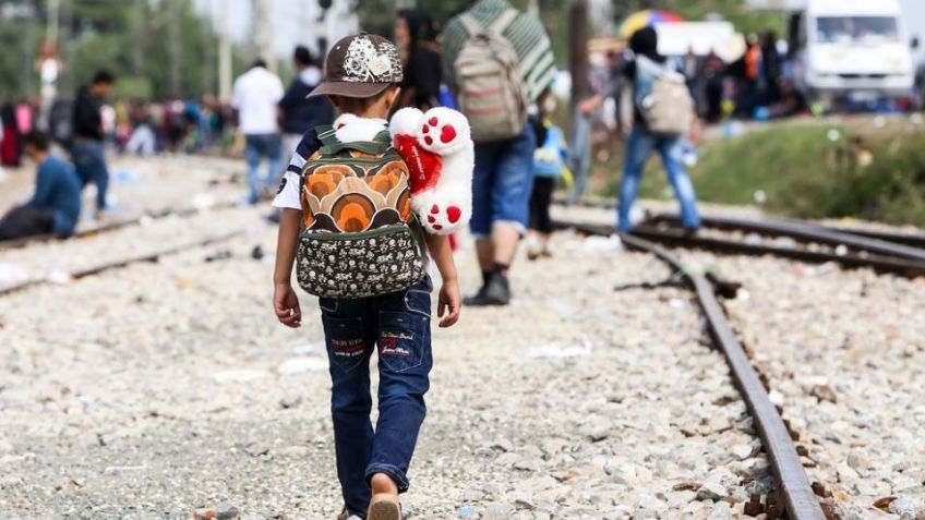 AMLO dice que son traficantes de personas los que organizan caravanas de migrantes