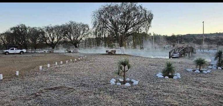 Yécora amaneció 'vestida de blanco' este domingo. Foto: Facebook