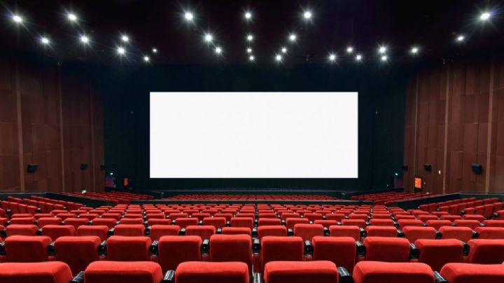 Novio se hace tendencia por abandonar a su novia en el cine por llevarlo a ver esta película