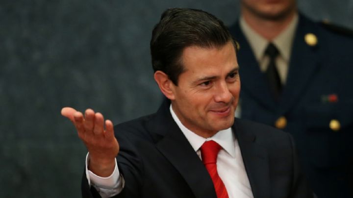 Peña Nieto reaparece junto a los Clinton en Punta Cana, mientras enfrenta investigaciones