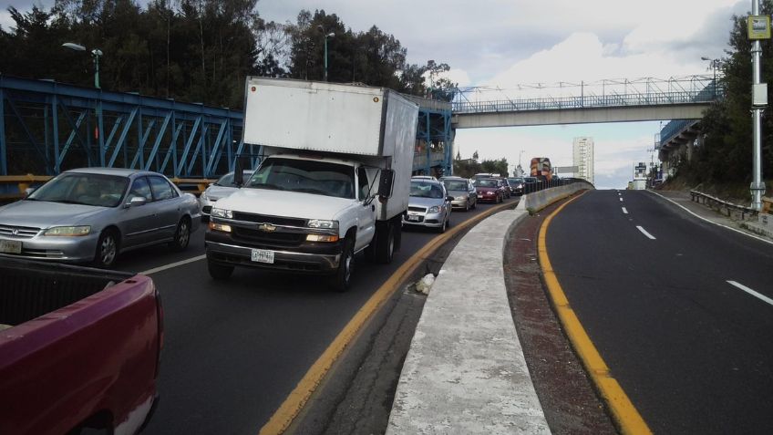 Fatídico accidente en la Autopista Chamapa - La Venta deja dos muertos y 15 heridos