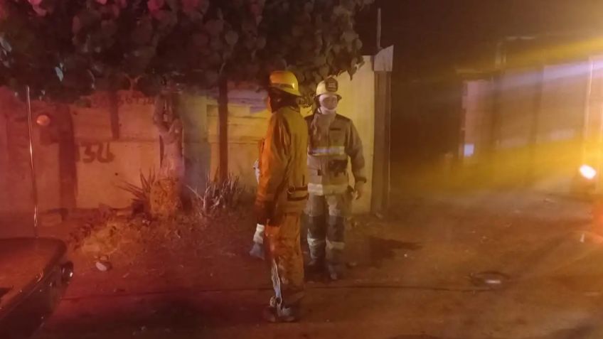 Cajeme: Durante la noche, vivienda arde en llamas; dos animales murieron calcinados