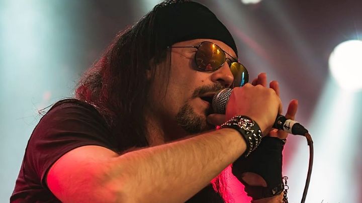 VIDEO: Zeta, exvocalista de Mägo de Oz, celebra 1 millón de vistas de su tema 'El Traidor'