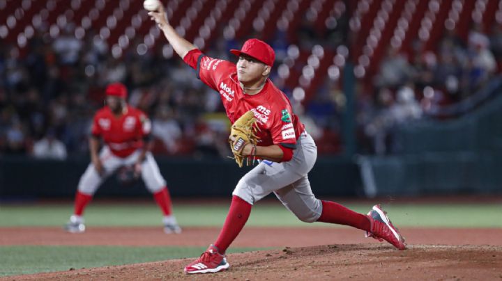 Lanzador mexicano de los Venados de Mazatlán firma con los Dbacks de Arizona