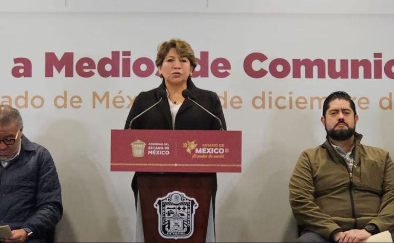 Delfina Gómez se compromete a rescatar 10 hospitales