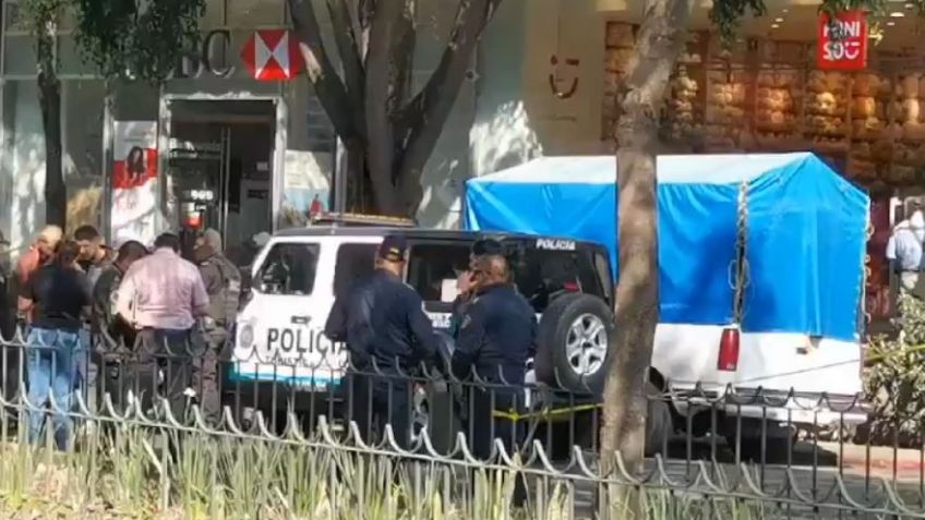 Imágenes fuertes: Asesinan de un tiro a trabajador en sucursal bancaria en CDMX