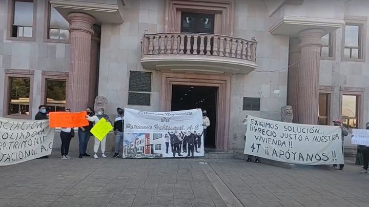 Ciudad Obregón: Vecinos de Urbi Villa del Real marchan solicitando apoyo