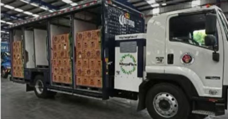 EU aplicará arancel del 25% a camiones importados